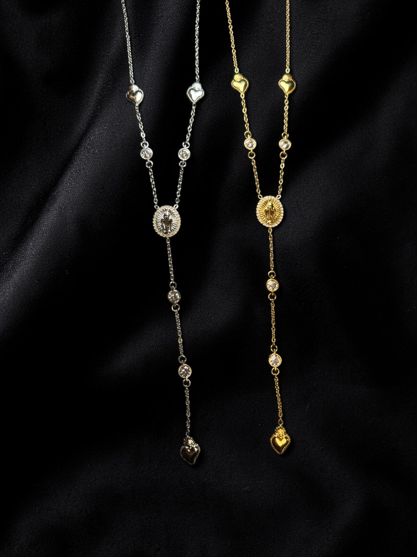 Collana HOLY