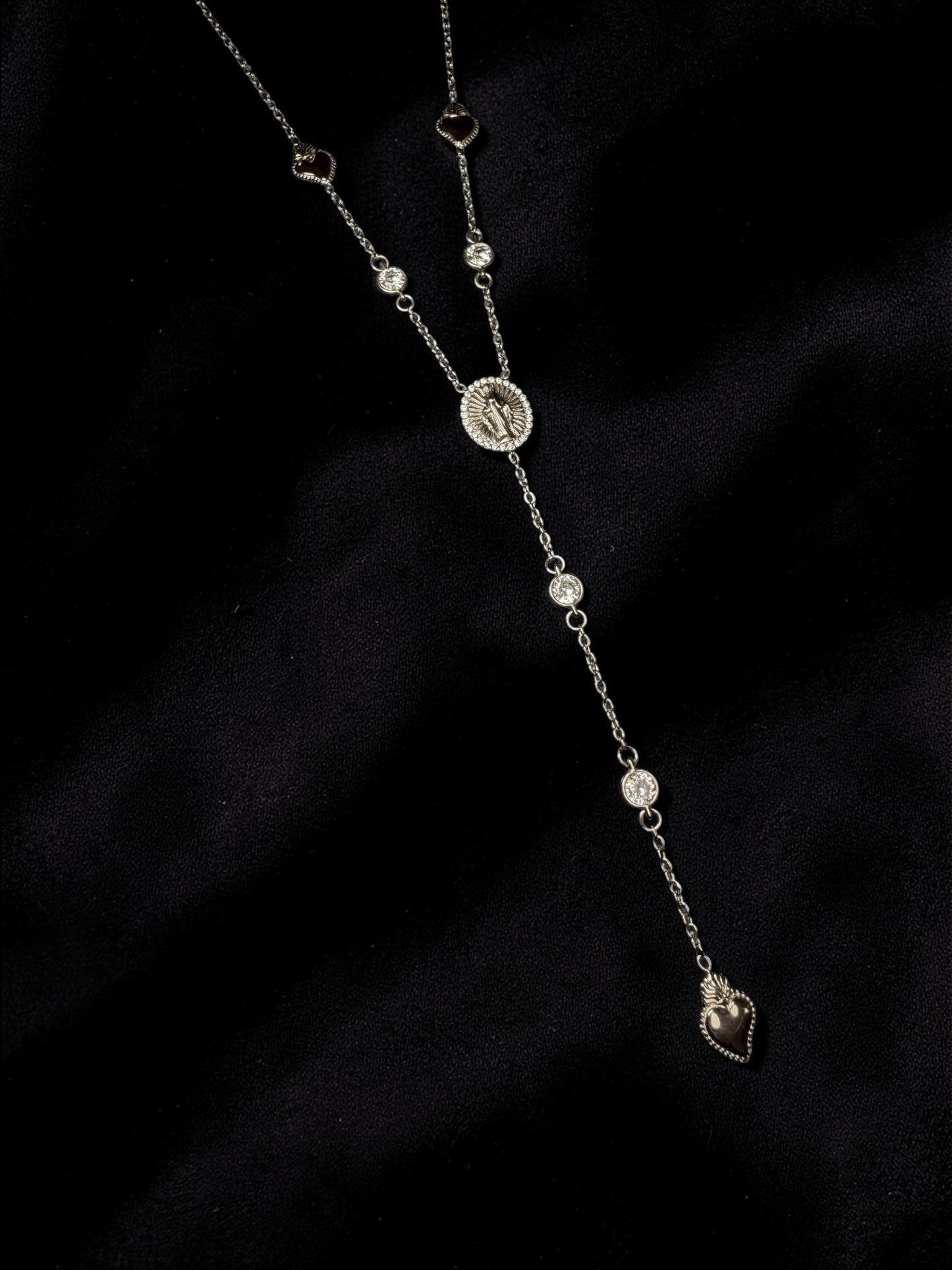 Collana HOLY