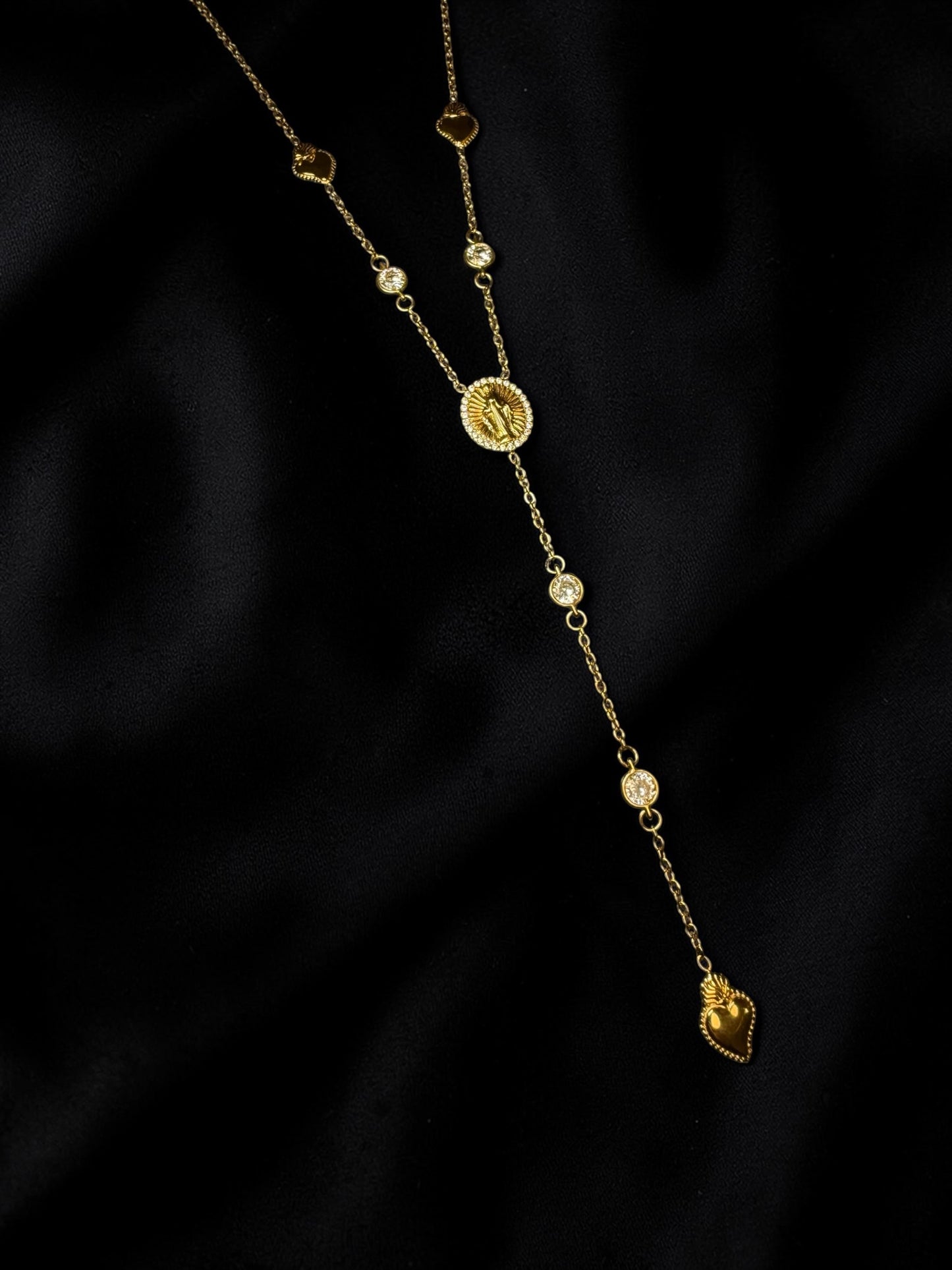 Collana HOLY
